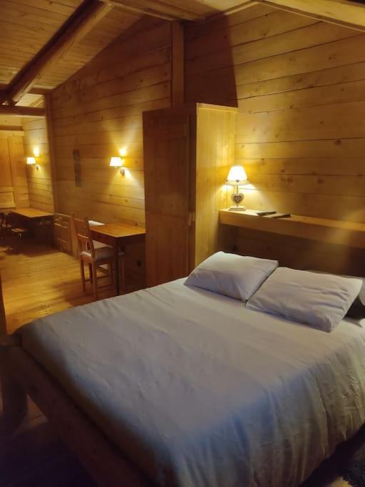 Les Cabanes De Pellier Charcier Extérieur photo