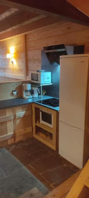 Les Cabanes De Pellier Charcier Extérieur photo